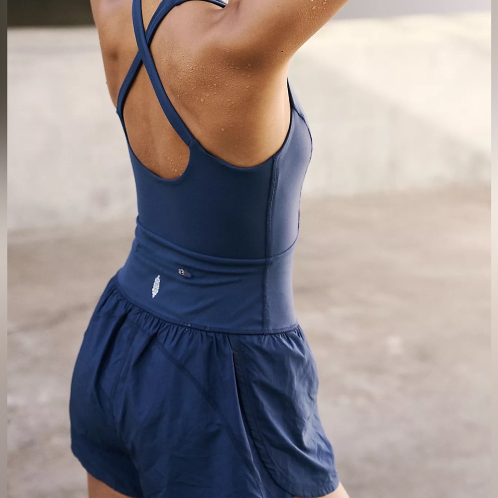 FREE PEOPLE Free People Movement Righteous Runsie NWT Size XS - Picture 2 of 10